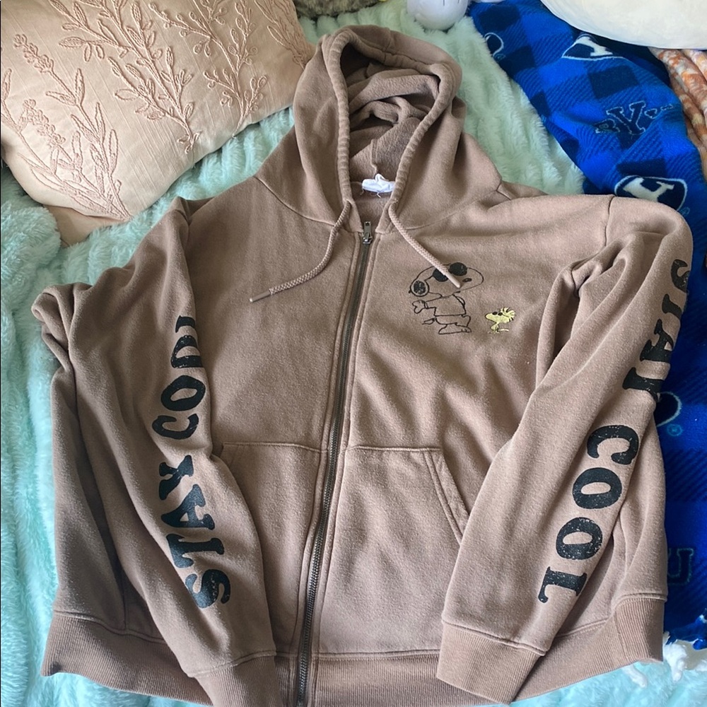 PEANUTS snoopy Brown Zip-Up Hoodie with ‘Joe Cool’ Stay Cool Design